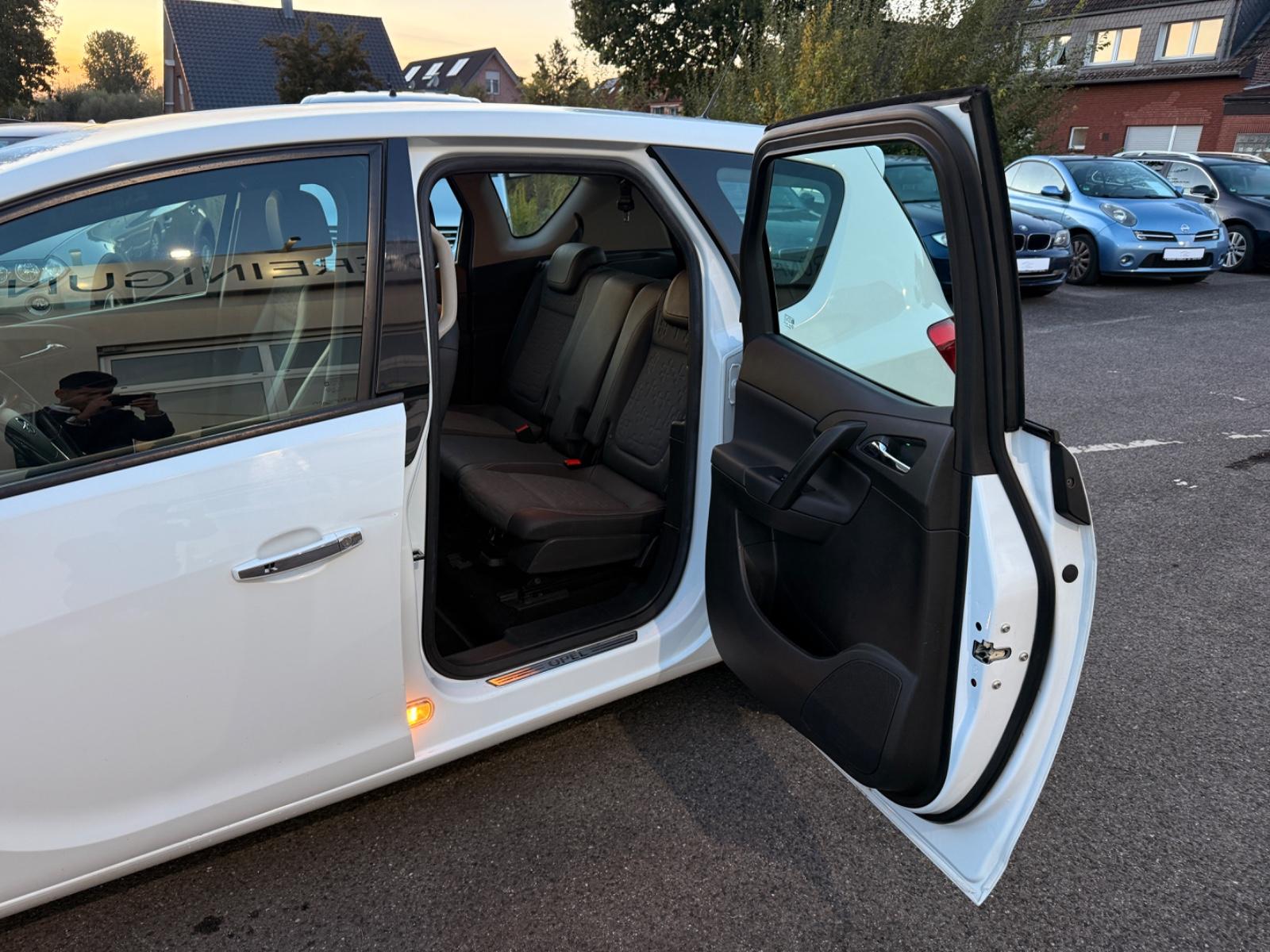 Opel Meriva B 1.4 Innovation / Sitzheizung / Tempomat
