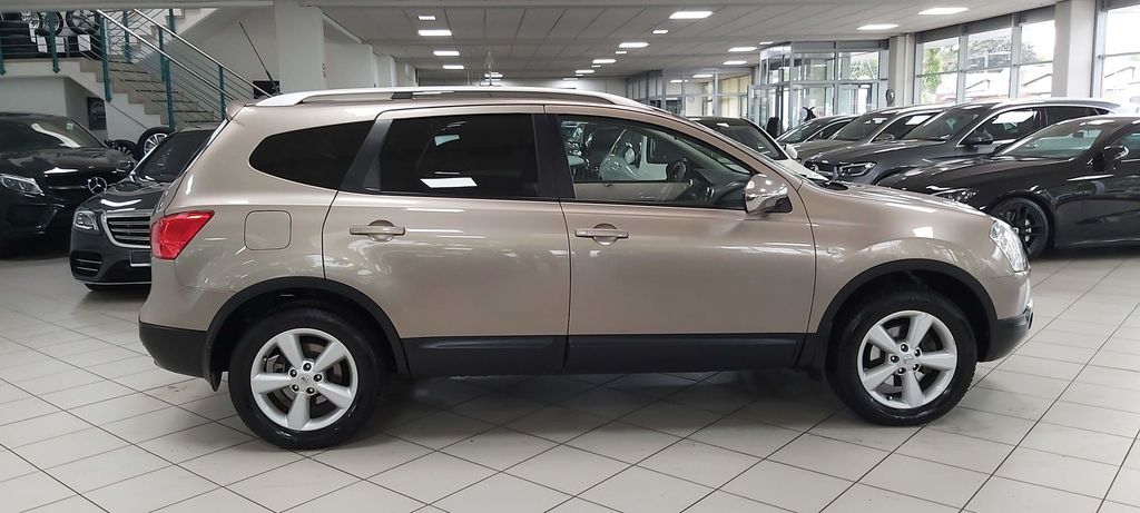 Nissan Qashqai+2 Qashqai+2 1.6 Acenta 1.HAND 7SITZ PANO PDC SCHEC