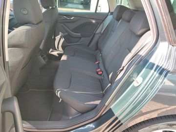 Bild 15 Skoda Kamiq Ambition +PDC+SHZ+CARPLAY+BT+ALU+Allwetter