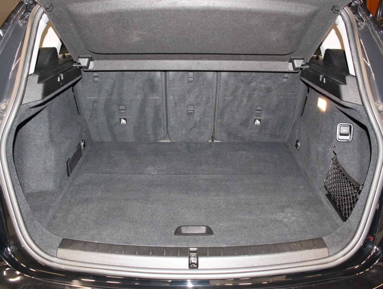 Fahrzeugabbildung BMW 216 i Active Tourer Advantage 1. Hand*TOP