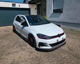 Volkswagen VW Golf 7.5 GTI Performance Facelift - Volkswagen Golf mit Benzin-Antrieb: Kleinwagen, 7 GTI