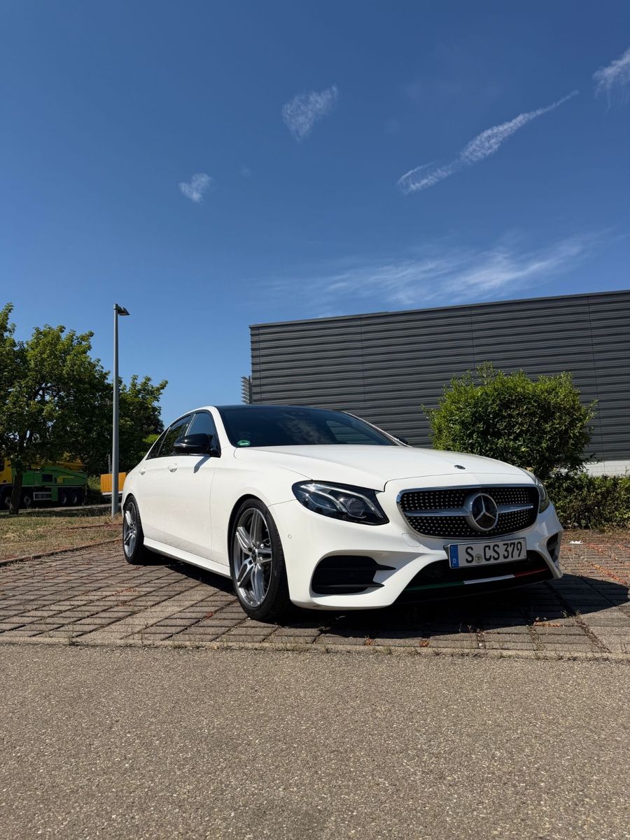 MERCEDES-BENZ E 200 AMG Line Autom. AMG Line