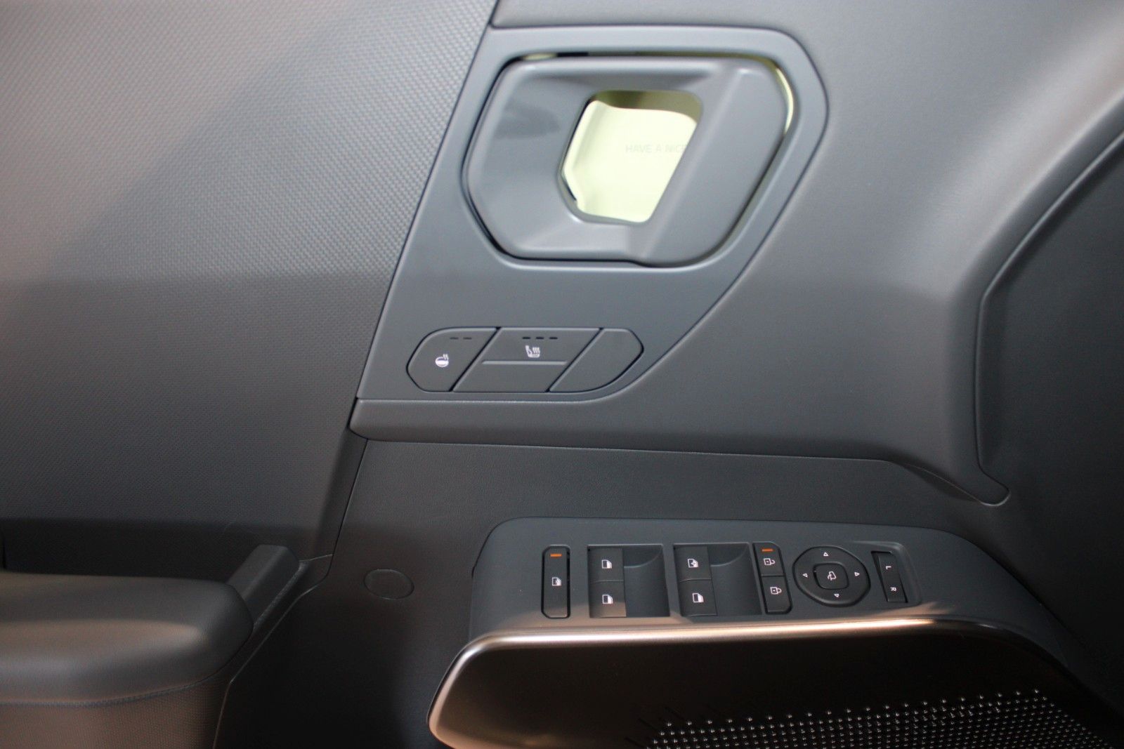 Fahrzeugabbildung Kia EV 2 42,2 kWh Air Wärmepumpe + WINTER-PAKET