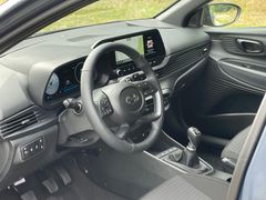 Fahrzeugabbildung Hyundai i20 1.0 T-GDI  Connect & Go *Navi*Sitzhzg*BOSE*