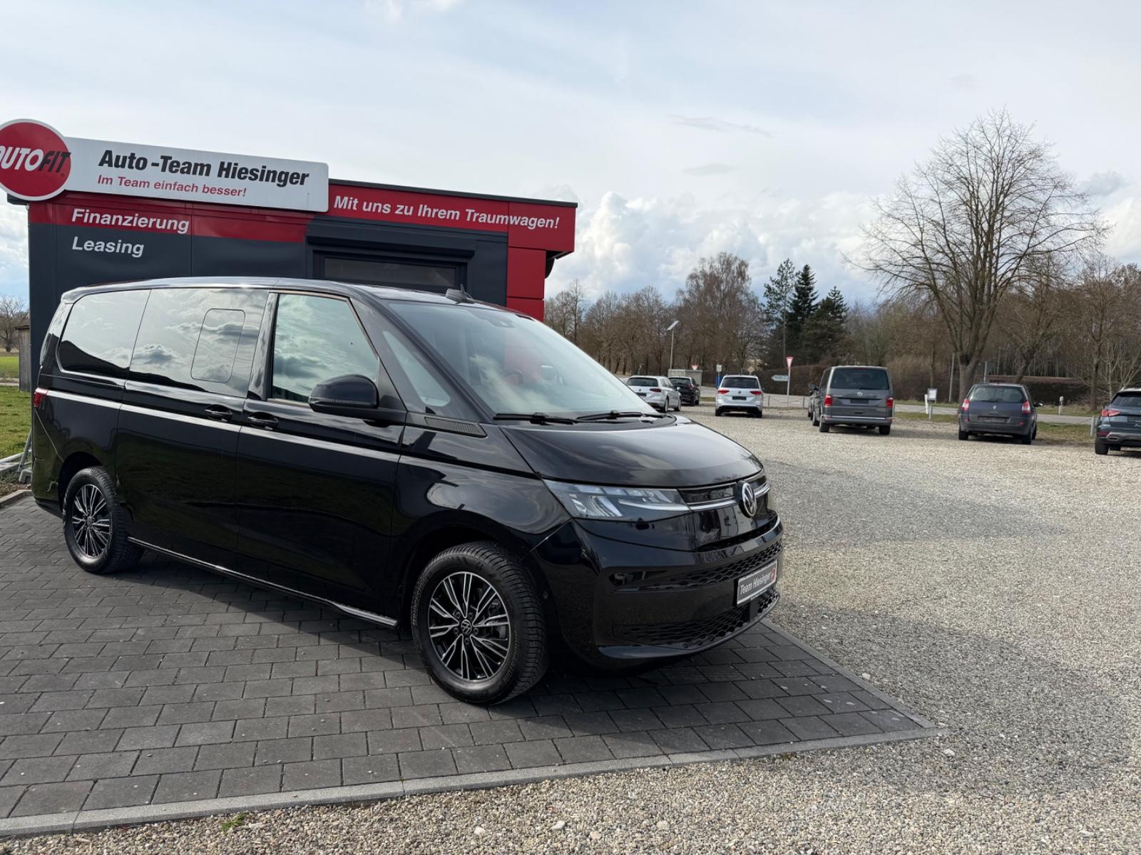 Volkswagen T7 Multivan /DSG/AHK/NAVI/7 SITZE