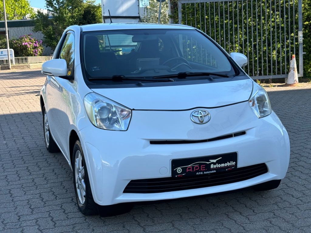Toyota IQ