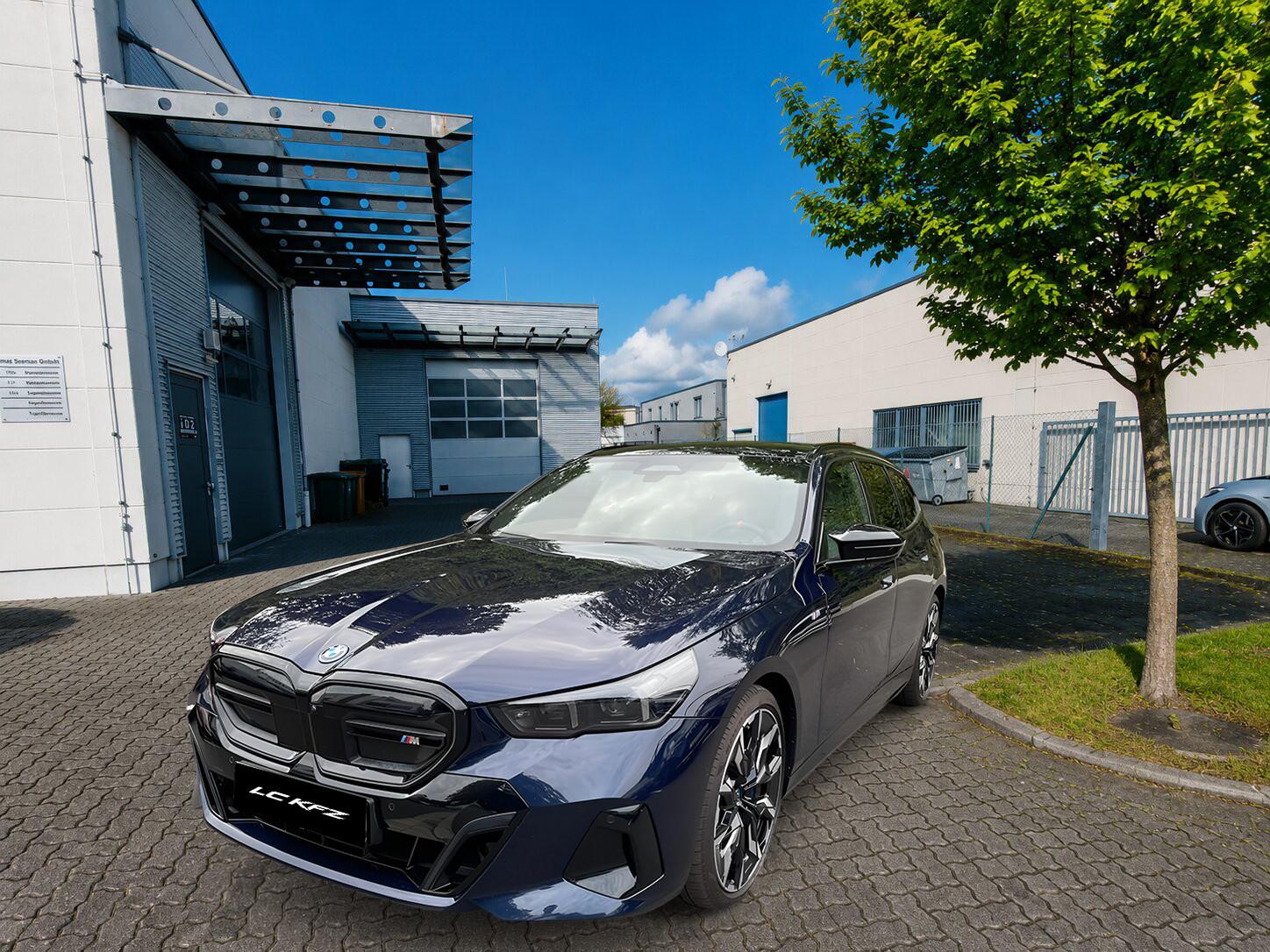 BMW i5 M60 xDrive Touring M-Sport B&W