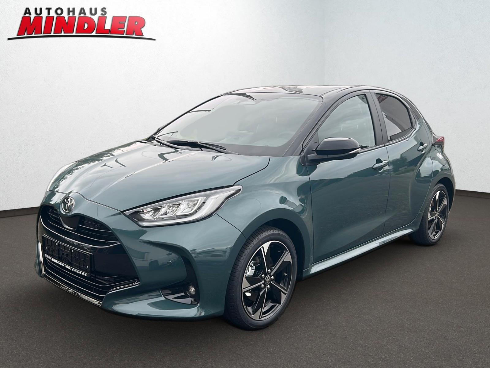 Toyota Yaris Hybrid Teamplayer + Comfort + Safety