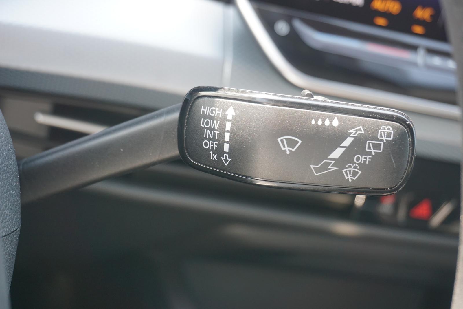Volkswagen Golf VIII Variant 1.5 TSI Goal LED Navi ACC DAB, миниатюра 24