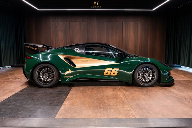 Lotus Emira GT4 RACECAR