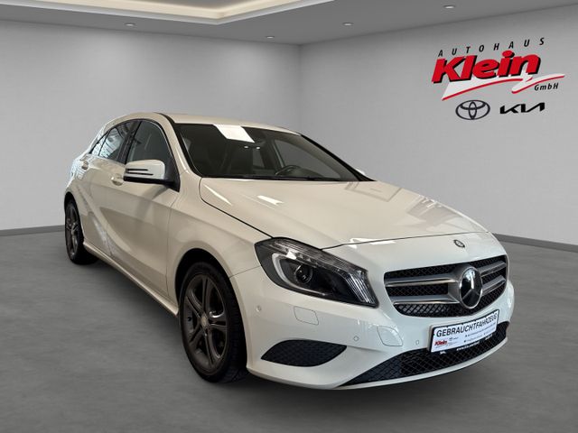 MERCEDES-BENZ A 180 Urban AHK-klappbar Navi Bi-Xenon SHZ Parkl