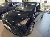 Hyundai i10 Select 1.0 EU6e Navi Apple CarPlay Android A - Hyundai i10: Schwarz