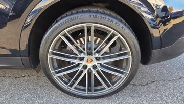 Porsche Cayenne - 11
