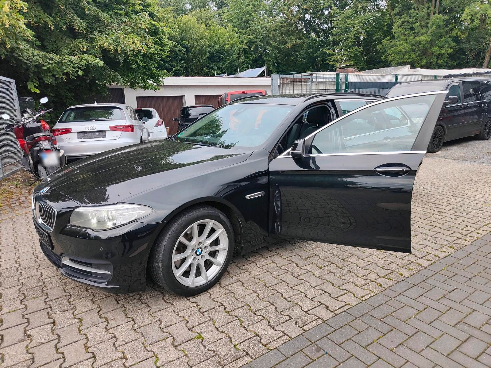 BMW BMW F11  530D