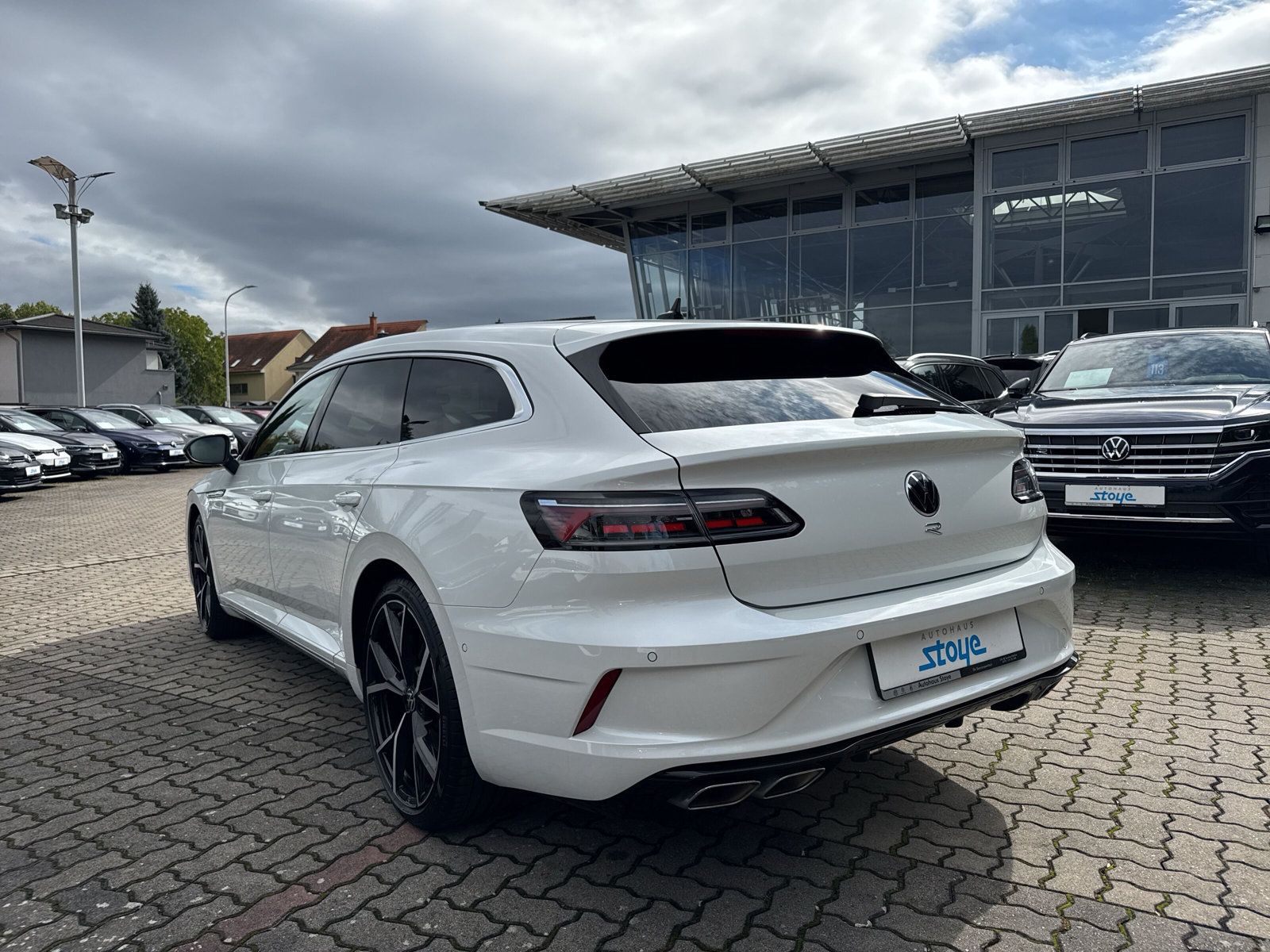 Arteon SB R TSi DSG PANO Leder Navi