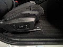 Fahrzeugabbildung BMW 218i Active Tourer M Sport-AHK/Pano/HeadUp/eSitz