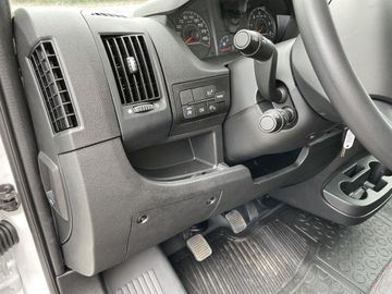 Bild 14 Peugeot BOXER DOKA PRITSCHE 2,2D L3 KLIMA, TEMPOMAT, 7 S