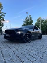 Ford Mustang V6 3.7 CARFAX Schaltgetriebe  - Ford Mustang Gebrauchtwagen in München