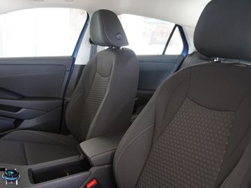 Volkswagen T-Roc - 9