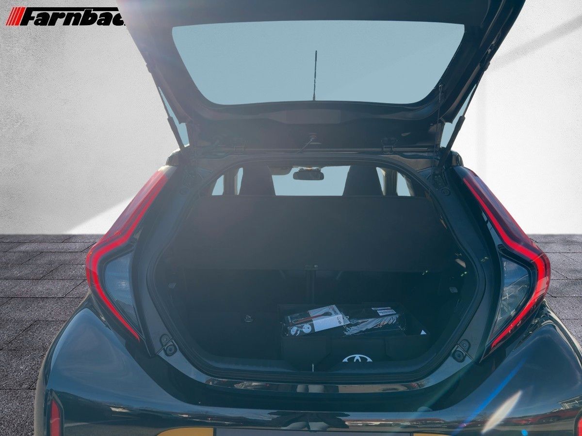 Fahrzeugabbildung Toyota Aygo (X) GR SPORT 1,5 Hybrid 116 PS Faltdach+JBL
