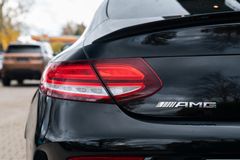 MERCEDES-BENZ C63S AMG Coupe / BURMESTER/ PANO/ HIGH-END/ 360° MERCEDES-BENZ C63S AMG Coupe / BURMESTER/ PANO/ HIGH-END/ 360°