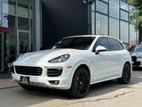 Porsche Cayenne S E-Hybird - Porsche Cayenne mit Hybrid-Antrieb: Geländewagen