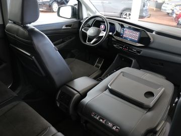 Volkswagen Caddy Maxi eHYBRID DSG STYLE AHK 7SITZE 5J GAR.