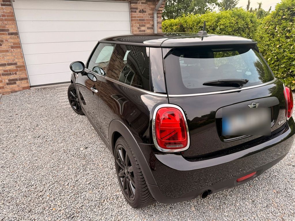 Image of MINI ONE