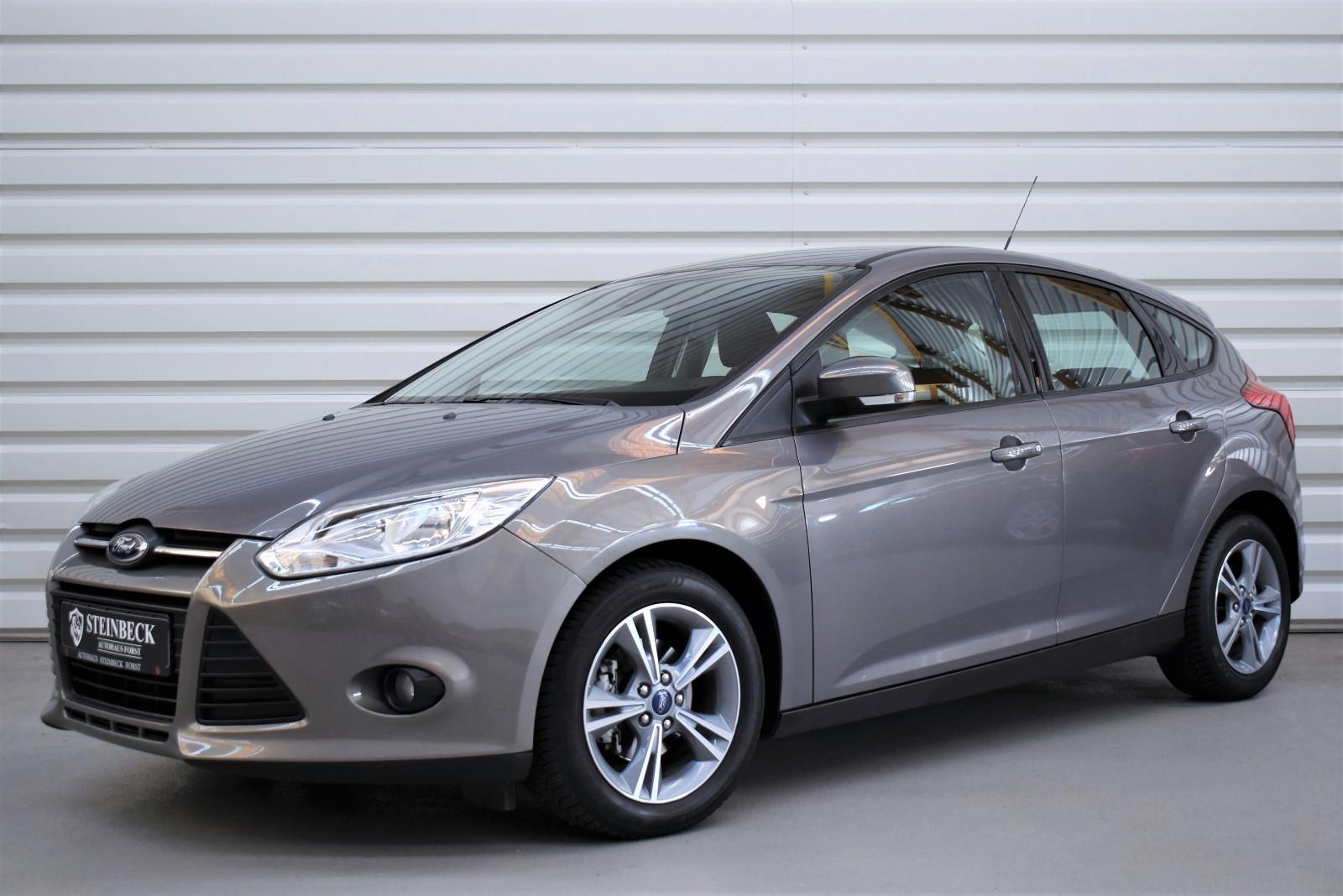 Ford Focus Lim. Sync Edition+PDC+SHZ+1.Hand+71.000KM
