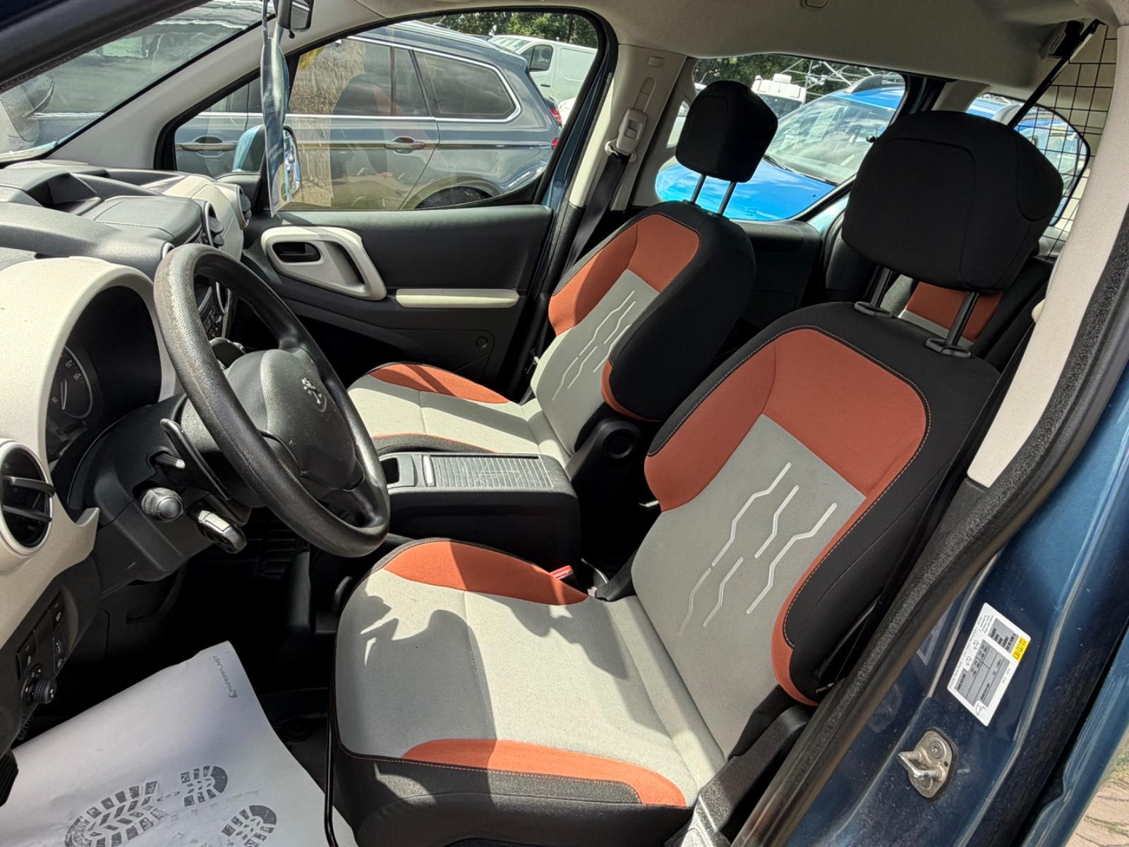 Peugeot Partner Tepee Active+Automatik+Klima+AHK+