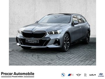 BMW Leasingangebot: BMW 540d xDrive Touring * M Sportpaket * Panorama Gl