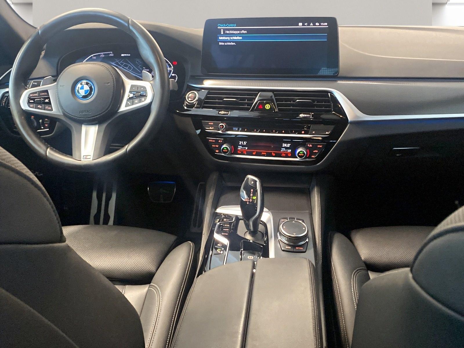 BMW 530e Touring M Sport AHK LiveCockpitProf Kamera