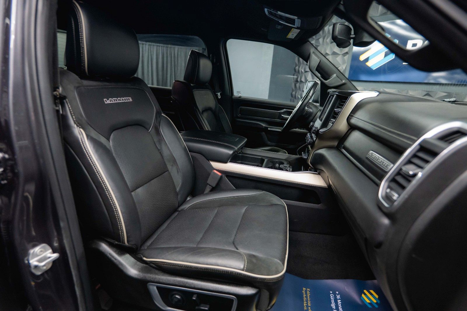 Fahrzeugabbildung Dodge RAM 5.7 V8 HEMI 4x4 LARAMIE Offroad AxleLock 19%