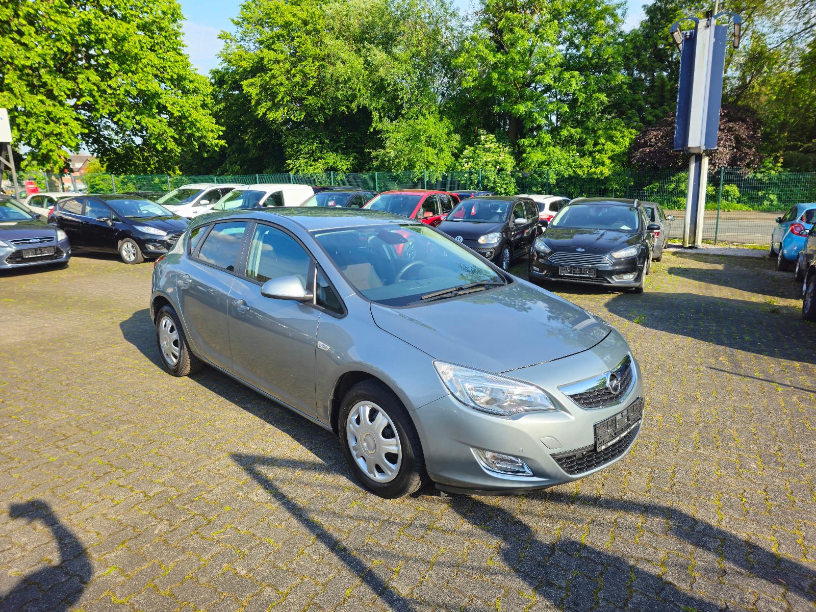 Opel Astra J Design Edition Navigation*Klima*Rentner