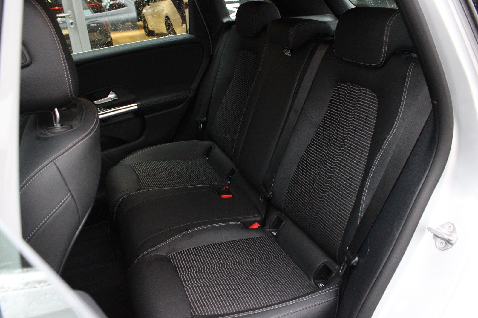 Mercedes-Benz B180 Progressive DCT LED+RFK+NAVI+SPURH.+DAB+GRA foto 18
