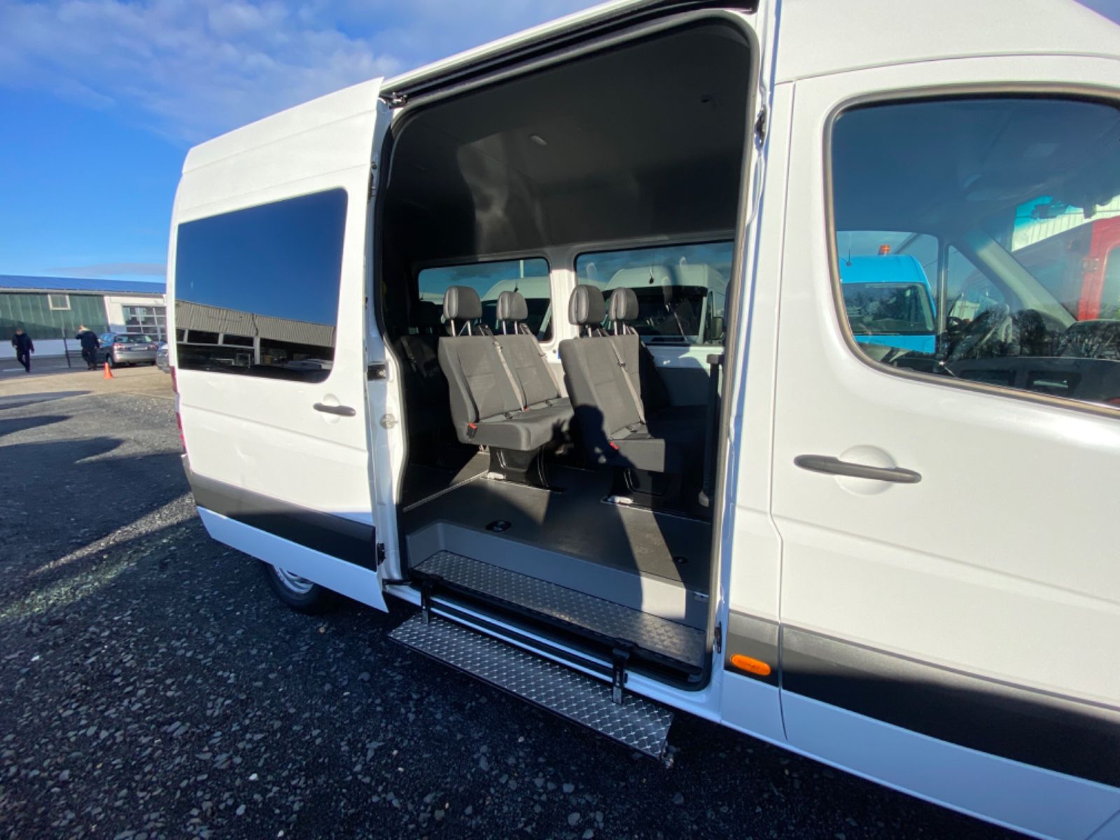Fahrzeugabbildung Mercedes-Benz Sprinter II Kombi  314 CDI *Behindertengerecht*