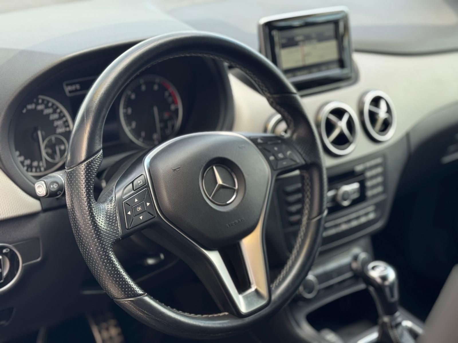 Mercedes-Benz B 180 Sport 2.Hand/SHZ/MFL/NAVI/Garantie