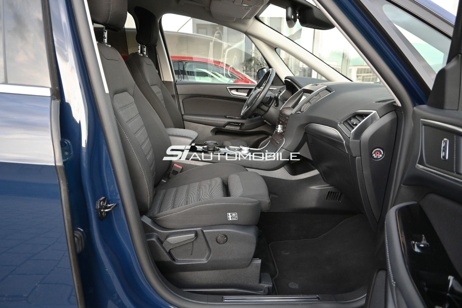 Fahrzeugabbildung Ford Galaxy 2.0 D Titanium Aut. °ACC°AHK°360°EU6d°8FA