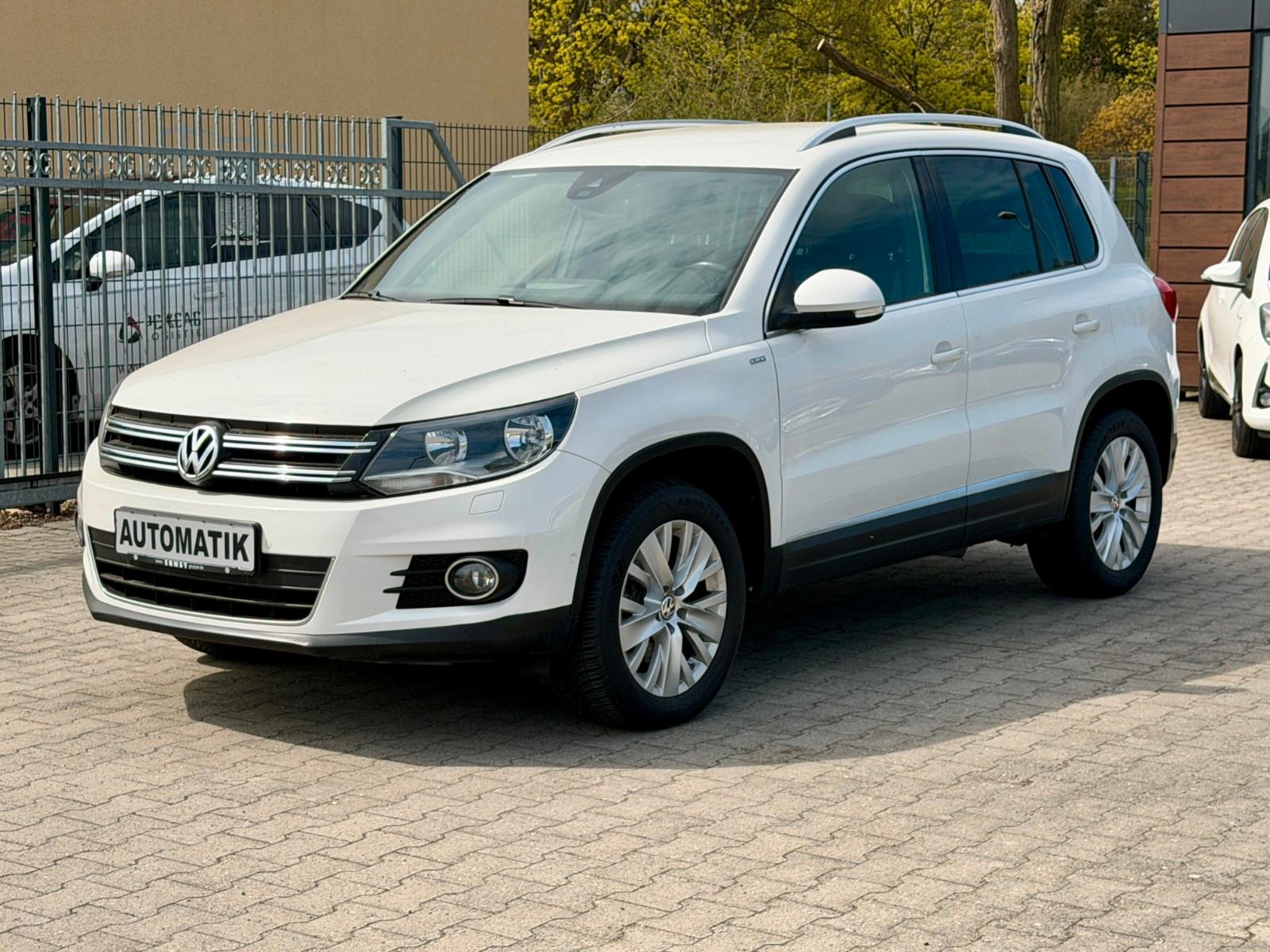 Volkswagen Tiguan 2.0 TDI DSG 4Motion Life 1. HAND NAVI PDC