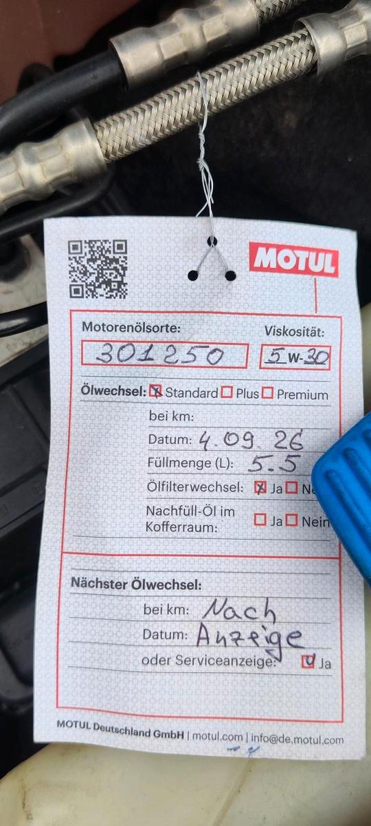 Audi A4 2004 — photo 7