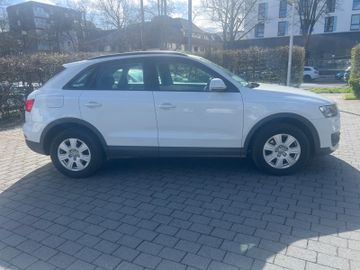 Audi Q3 - 8