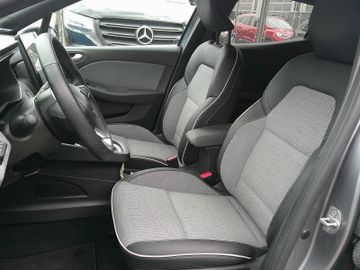 Renault Clio V Techno Hybrid BOSE
