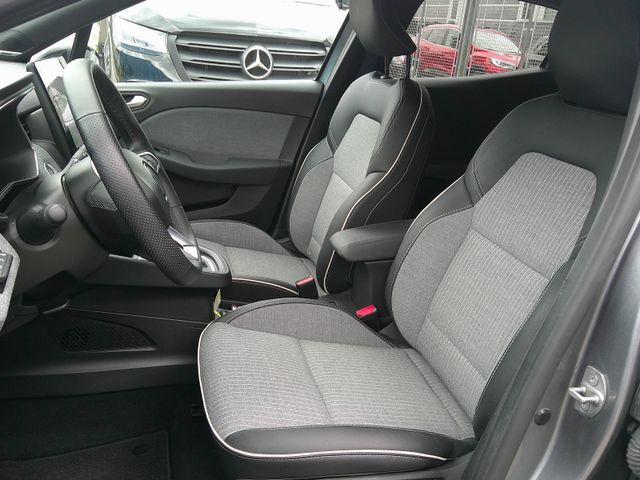 Renault Clio V Techno Hybrid BOSE