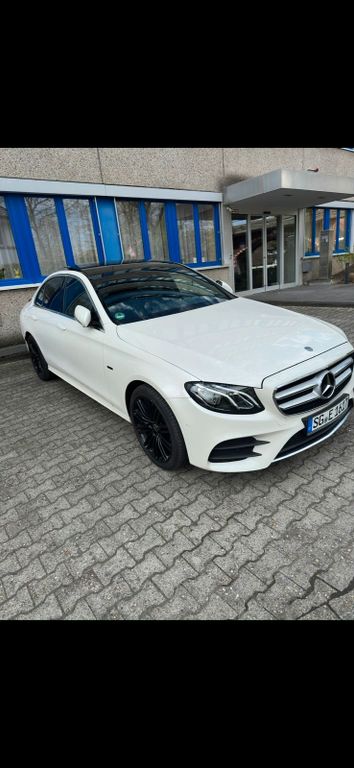 Image of Mercedes-Benz E 350