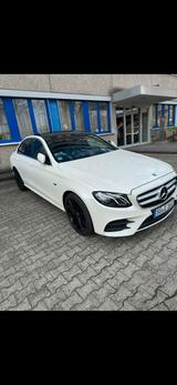 Mercedes-Benz Mercedes E350e Benzin hybrid AMG line - Mercedes-Benz E 350 in Solingen