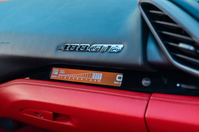 Ferrari 488 GTB/ POWER GARANTIE/ RACING SEATS/ PASSENGER