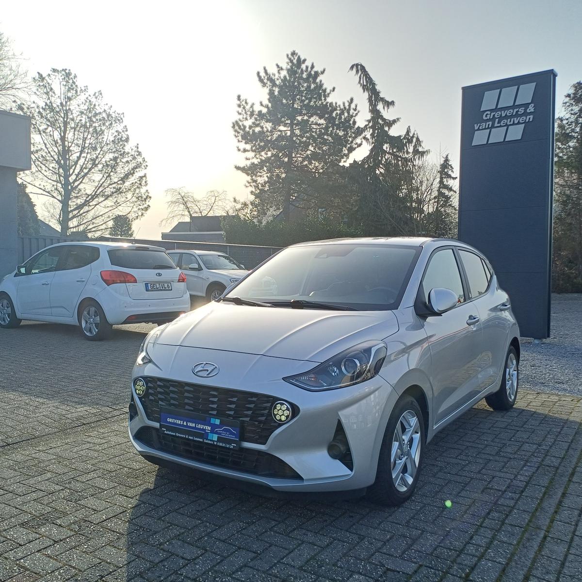 Hyundai i10 1.0 EDIT. 30+ 8"-LINK TEMP WINTERP. 15"-ALLW