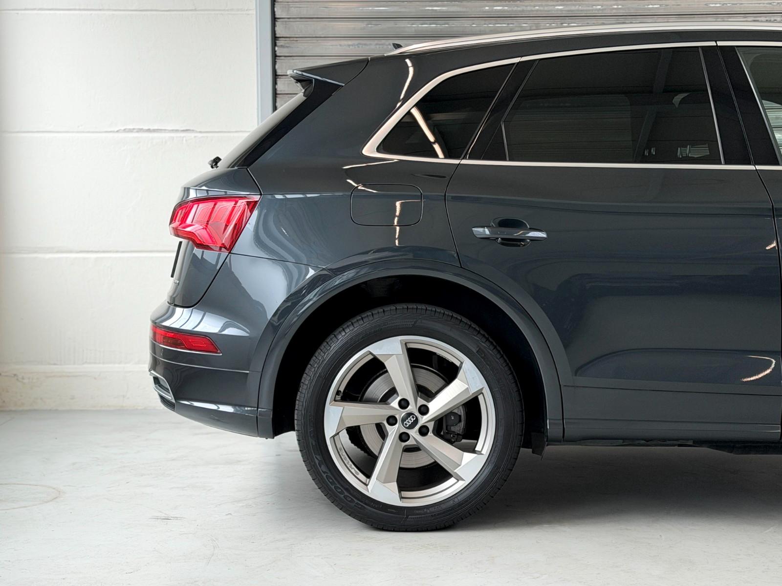 Audi Q5 quattro Sport*S-line*Kamera*LED*AHK*Panorama*