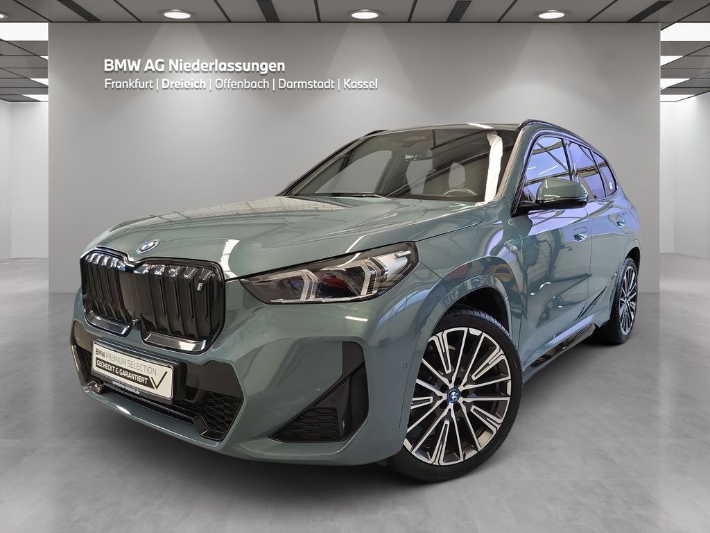 Image of BMW iX1