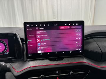 Fahrzeugverkauf 18 Skoda Kodiaq 2.0 TDI 4x4 Sportline Pano AHK 7-Sitze